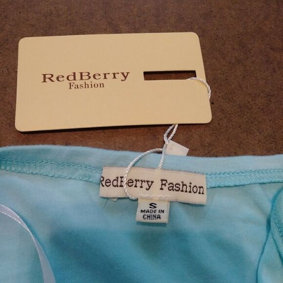 Red Berry Fashion Aqua One Shoulder Crop Top - Picture 4 of 6